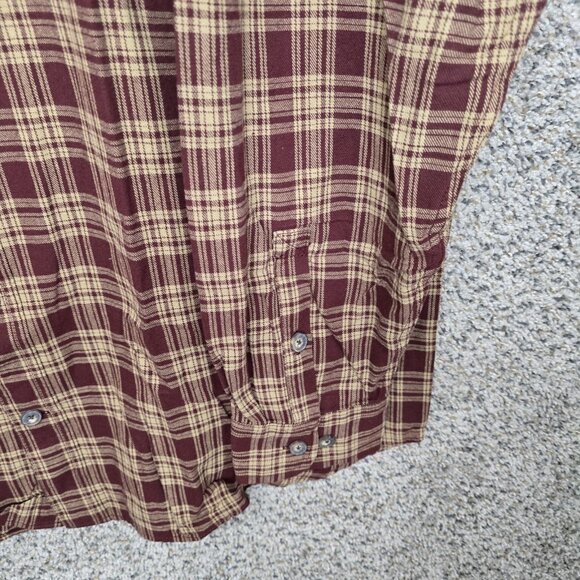 Duluth Trading Co Shirt‎ Men's 2XL XXL Red Plaid Flannel Cotton Pocket Casual - Picture 2 of 7